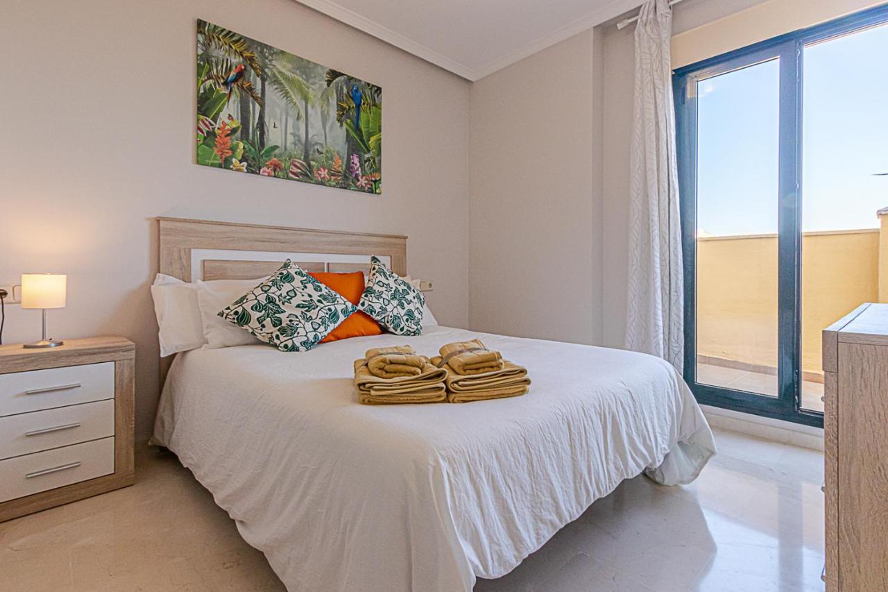 בנאלמדנה 797 Holiday Rentals - Moderno Piso Para 5 Con Hermosas Vistas מראה חיצוני תמונה