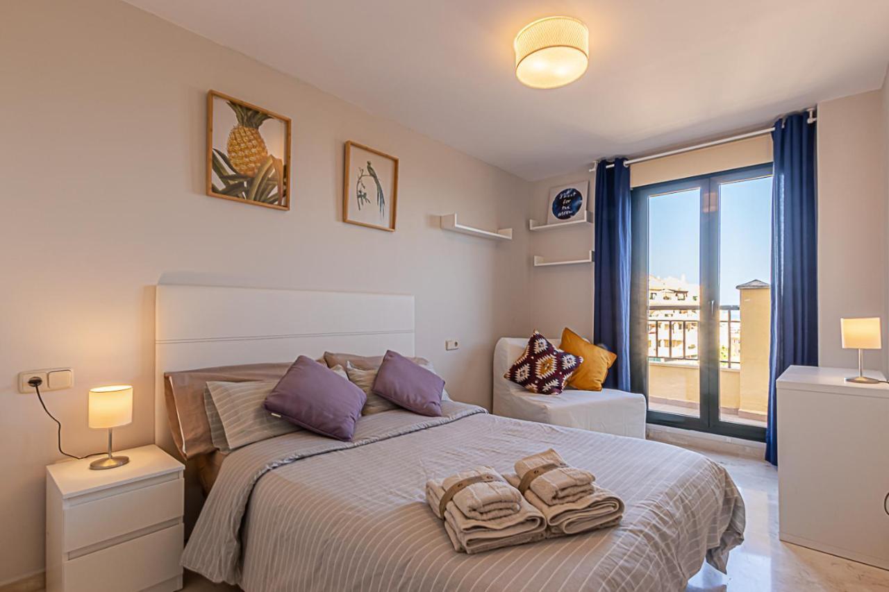 בנאלמדנה 797 Holiday Rentals - Moderno Piso Para 5 Con Hermosas Vistas מראה חיצוני תמונה