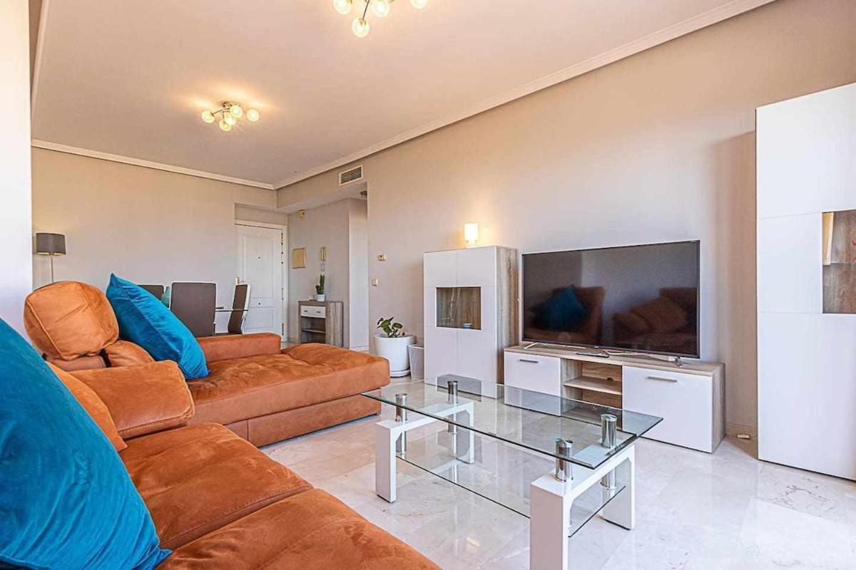 בנאלמדנה 797 Holiday Rentals - Moderno Piso Para 5 Con Hermosas Vistas מראה חיצוני תמונה