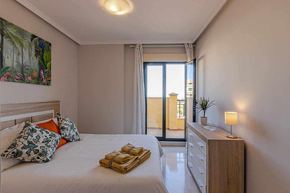 בנאלמדנה 797 Holiday Rentals - Moderno Piso Para 5 Con Hermosas Vistas מראה חיצוני תמונה