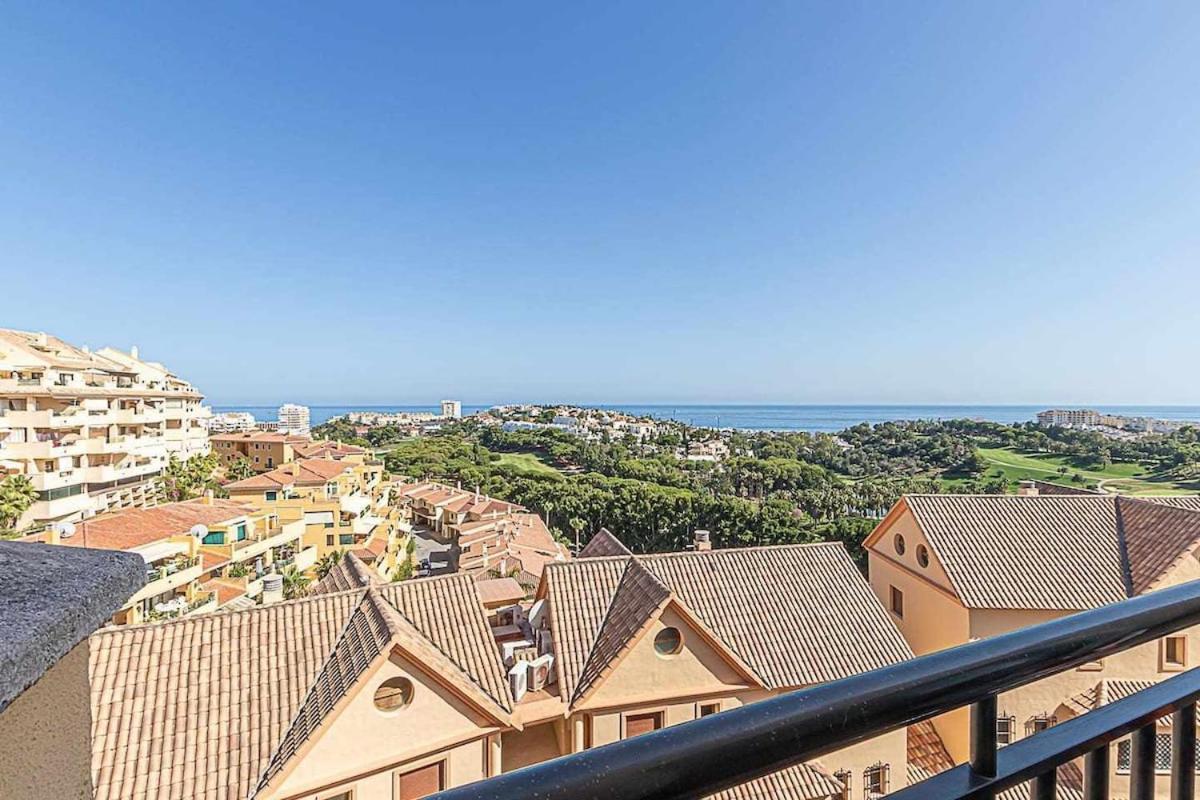 בנאלמדנה 797 Holiday Rentals - Moderno Piso Para 5 Con Hermosas Vistas מראה חיצוני תמונה