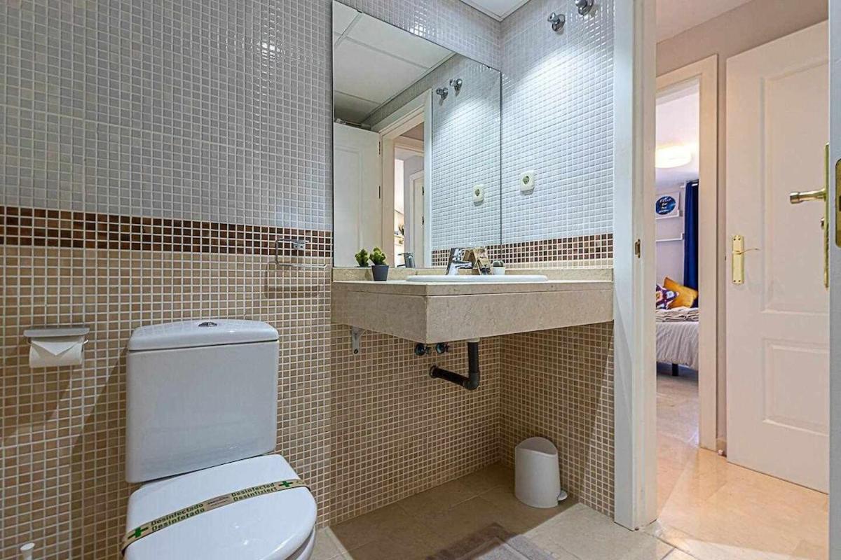 בנאלמדנה 797 Holiday Rentals - Moderno Piso Para 5 Con Hermosas Vistas מראה חיצוני תמונה