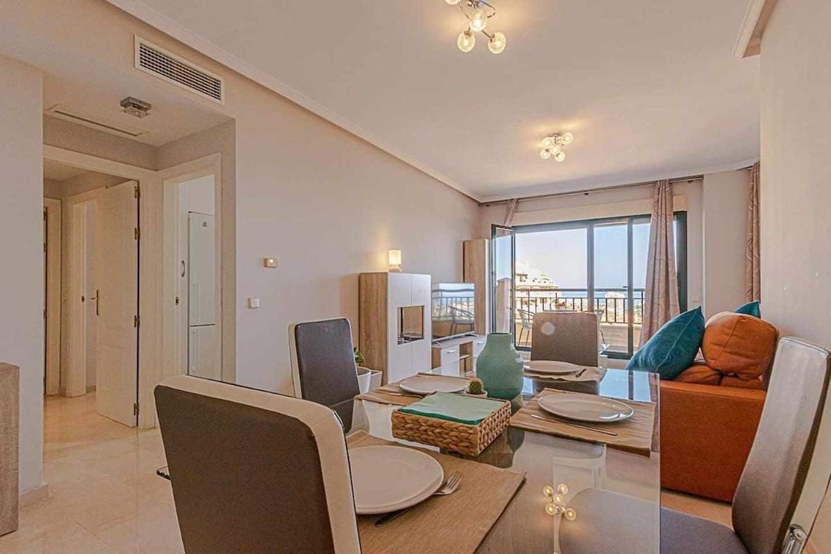 בנאלמדנה 797 Holiday Rentals - Moderno Piso Para 5 Con Hermosas Vistas מראה חיצוני תמונה