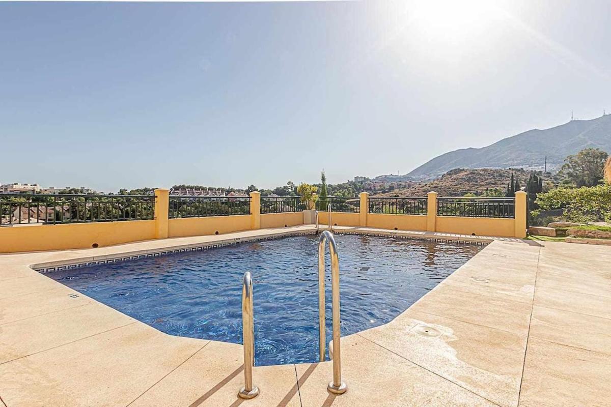 בנאלמדנה 797 Holiday Rentals - Moderno Piso Para 5 Con Hermosas Vistas מראה חיצוני תמונה